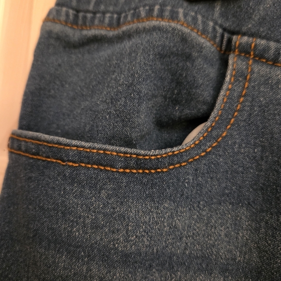 2 Pair JVINI Skinny Stretch Jeans - XL - Picture 5 of 16